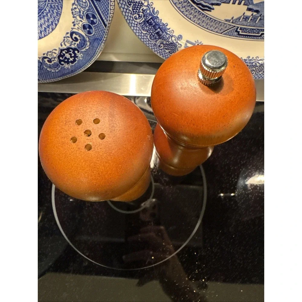 PENZEYS Wood Salt Shaker Pepper Mill Grinder 6"‎ Pair - Picture 2 of 4